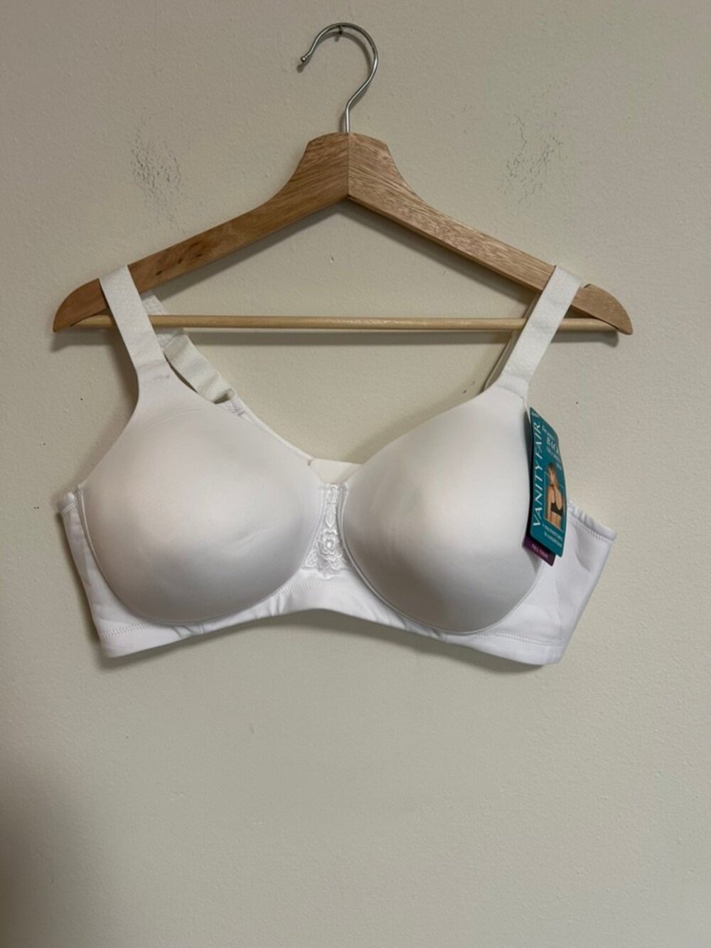 NWT Vanity Fair White Full Figure Smoothing Bra Sz 44C Style 71380